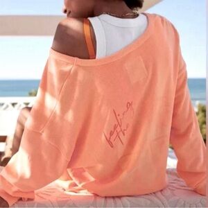 Aerie Off-Shoulder Peach Sweatshirt Pullover - Women size Small Feeling the heat